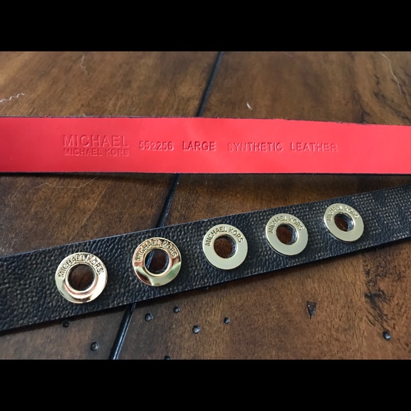 Michael Kors Logo Belt, Synthetic Leather, 37” - Picture 6 of 6